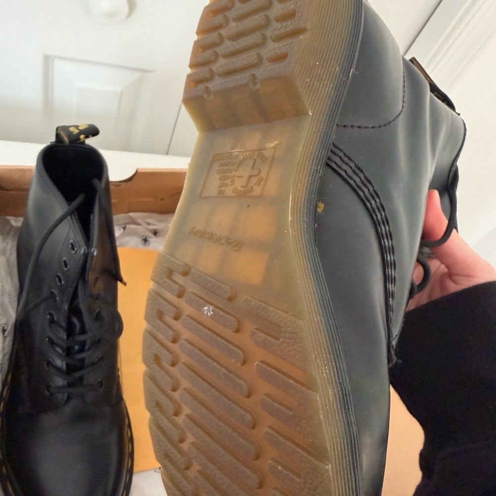 Dr. Martens Black Smooth 1460 Boots - Picture 5 of 6